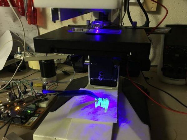 microscopio laser2 600x450 - Construye un microscopio láser totalmente funcional con Arduino
