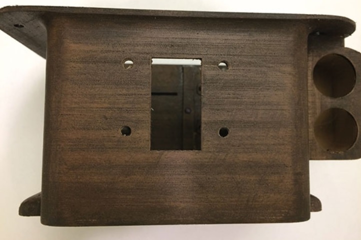 carcasa madera fantasmas - Cómo fabricar un detector de Fantasmas con Raspberry Pi y Arduino