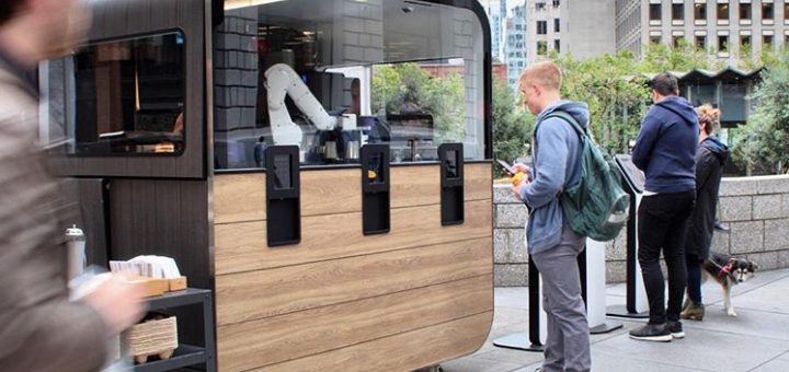 robot camarero cafe 720x340 - Estos cafés de San Francisco son servidos por robots barmans
