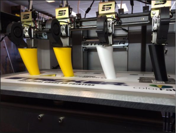 stacker s4 en serie 595x450 - Cómo utilizar la Impresión en 3D en pequeñas producciones