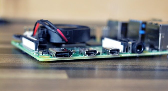 raspberry pi 8gb with fan shim - ¿Cuál es la diferencia entre la Raspberry Pi 4 y el resto de modelos?
