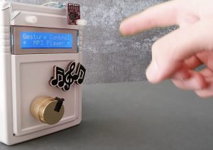 Arduino Uno habilita el reproductor MP3 de control de gestos