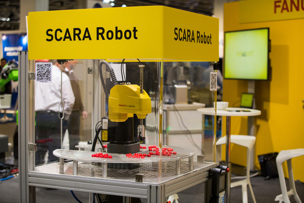 scara industrial robot - Brazos robóticos: Diferentes tipos y cuándo utilizarlos