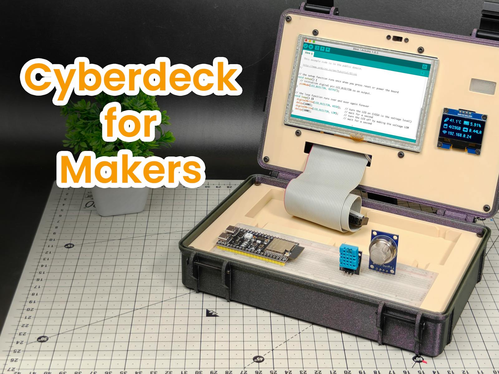 Cyberdeck portátil con Raspberry Pi Zero 2 W, pantalla táctil de 5 pulgadas y breadboard integrado